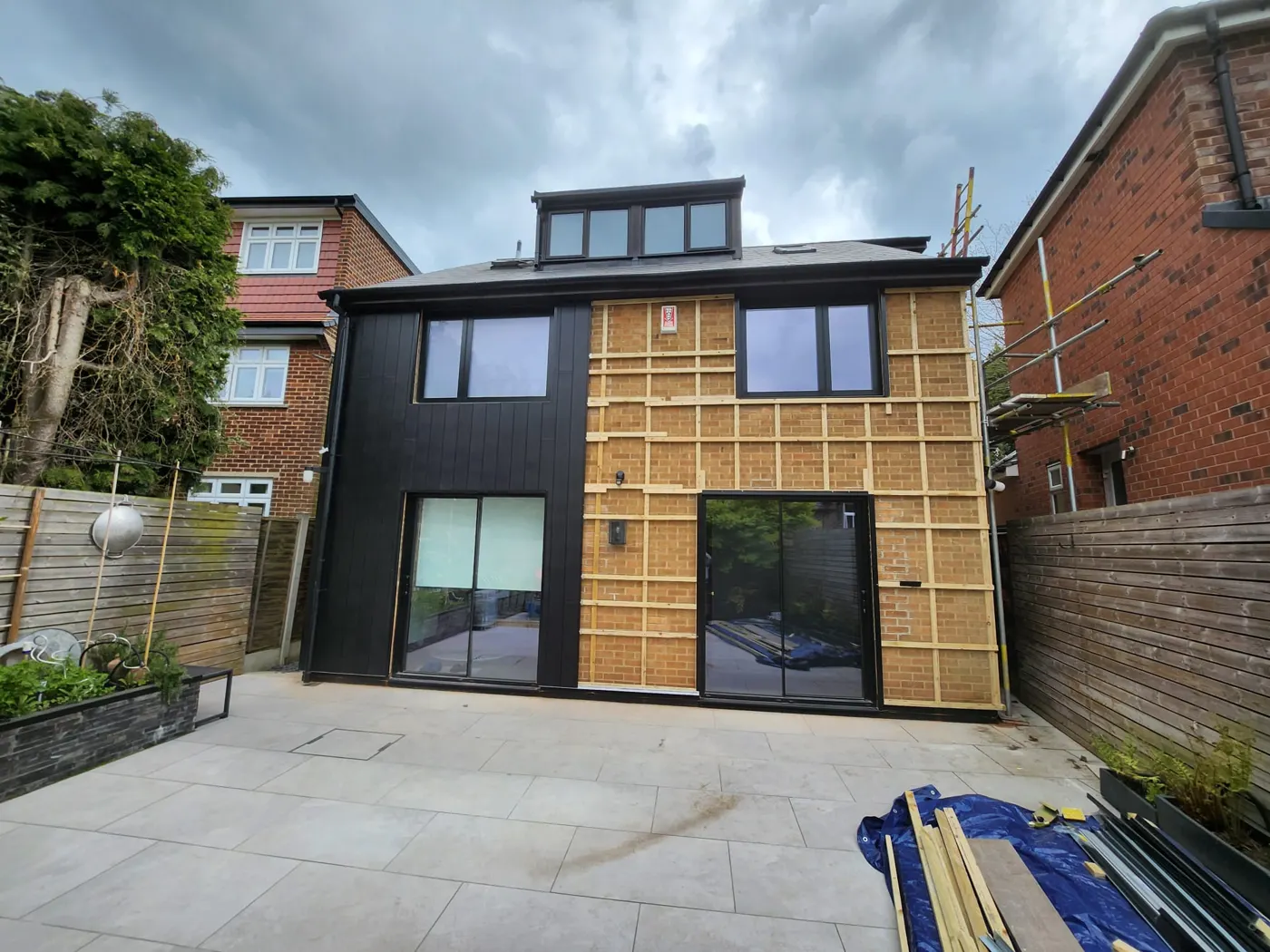 The same extension during cladding installation